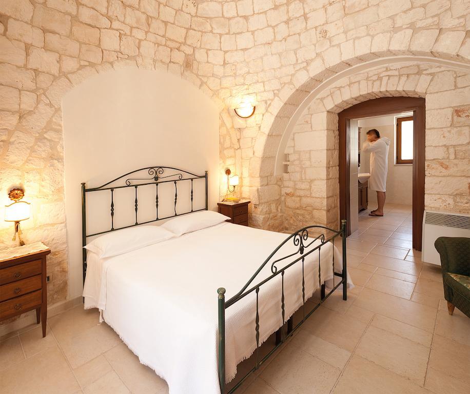 Masseria Madonna Dell'Arco Agriturismo Martina Franca Habitación foto